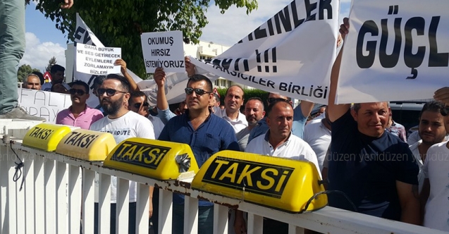 Taksiciler eylem hazırlığında: "Batırılıyoruz"