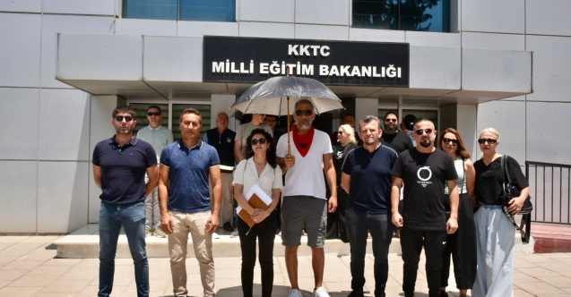 “Eğitim Bakanı suç işliyor”