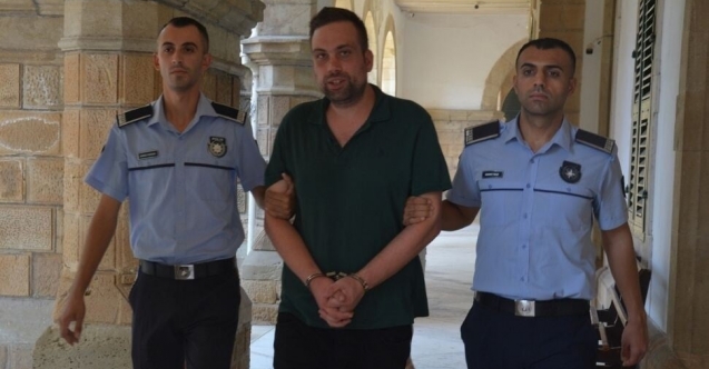 Tatil için geldi cezaevine gitti