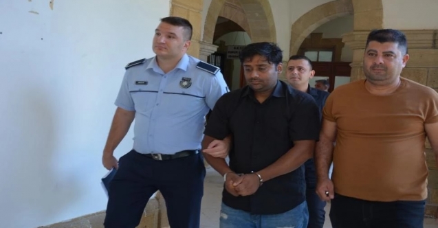 İş arkadaşının elmacık kemiğini kırdı