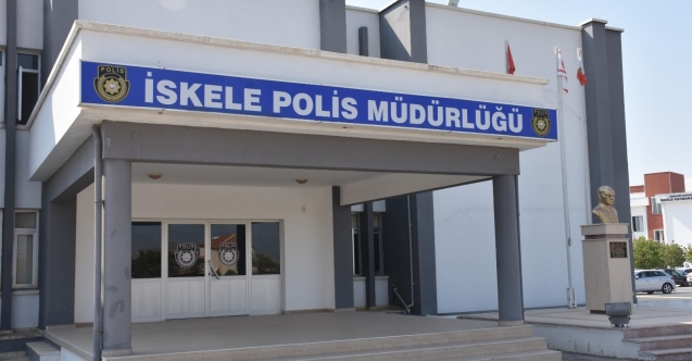 Trafik denetçisine tepki için polisi kandırmaya çalıştı