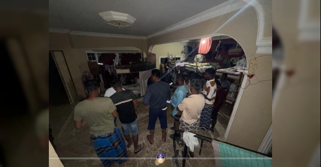 Bir evde 25 kişi yaşıyordu!