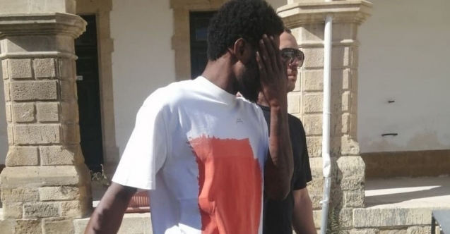 Hem uyuşturucu hem kaçak yaşamdan yargılanacak