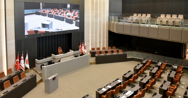 Mecliste yine nisap krizi