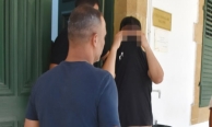 Saldırılacağını sanıp burun ve parmak kırdı