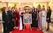 Abiye defilesinde barış mesajları