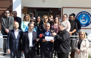 'Asgari ücret 4 kişilik bir ailede aylık açlık sınırının altında bir sefalet ücretidir'