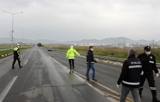 107 kişi sokağa çıkma yasağını ihlal etti!