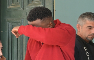 Uyuşturucuyu 100 TL'ye almış