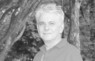 Seyfi Akdeniz hayatını kaybetti