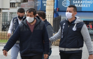 'İnşaatta yaşıyorum, kimse bana sahip çıkmıyor'