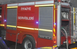 Elektrik panosunda aşırı yüklenme yangına sebebiyet verdi