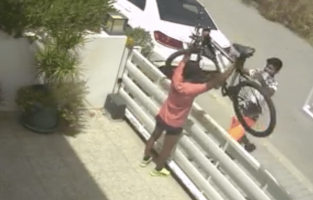 Bisiklet Hırsızları İşbaşında