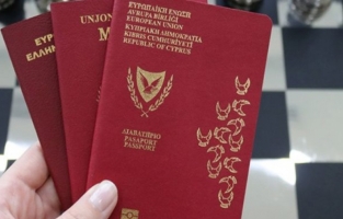 Suudi Arabistan kraliyet ailesine altın pasaport