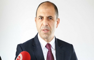Özersay: 3 helikopter yangına müdahale edecek