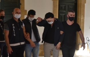 Dereboyu Market'in hırsızları yakalandı