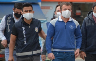 Çalınan fayanslar araçtan çıktı