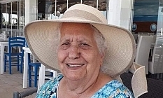 Bir çınar daha göçtü