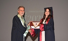 Meslek hayatına ilk adım