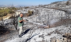 8.5 kilometrelik alan kül oldu