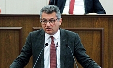 "Ülke karanlık bir dönemden geçiyor"