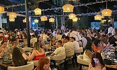 Salut’ta doludizgin eğlence