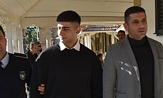 Biri 18 ay diğeri 3 yıl hapis yatacak