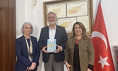 Evkaf, “Hayatımıza Değer Katan Kadınlarımız” kitabına destek oluyor