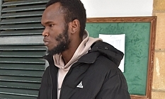 Kendi kendini el verdi