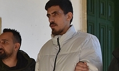 İç çamaşırında uyuşturucuyla yakalandı