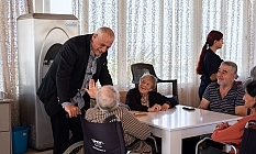 Les Ambassadeurs Hotel & Casino'dan dayanışma örneği