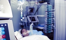 Arının soktuğu Konce Alnur yoğun bakımda