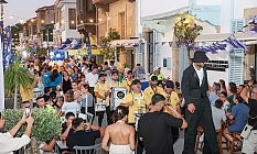 25. yıla coşkulu kutlama