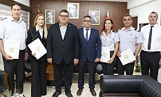 Uyuşturucu bulan gümrükçülere ödül