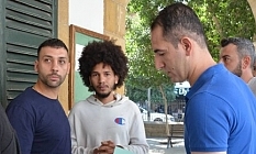 Uyuşturucudan yakalandı, kaçak çıktı