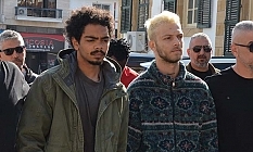 Uyuşturucu satarak geçiniyorlardı!