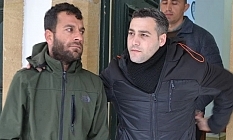 Şüpheli hareketleri ele verdi