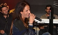 "Belki sesimi duyan olur"