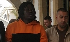 Hücrede olay çıkardı