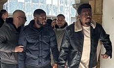 Parmak izleri inceleniyor