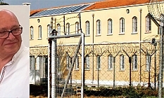 Simon Aykut’u bağladılar, domuz eti yedirdiler