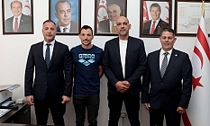 Cahitoğlu’ndan Milli yüzücü Ulaç’a destek sözü