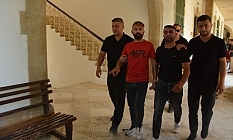 Hem nacak hem bıçakla saldırdılar