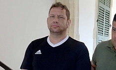 Polislere saldıran yolcunun cezası açıklandı