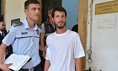 Arka koltukta kaçak geçti, dönüşte yakayı ele verdi