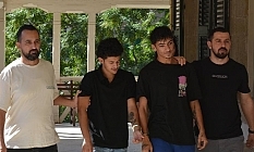 Evde hintkeneviri yetiştiriyorlardı