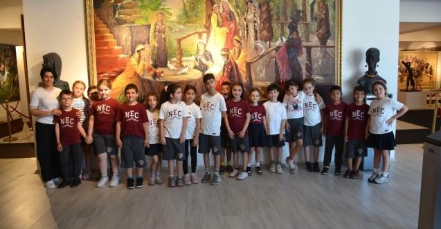 Miniklere 'sanat' aşılanıyor