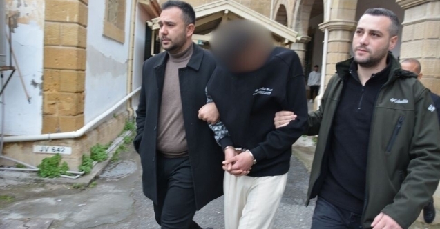 Hedefte üç galeri vardı