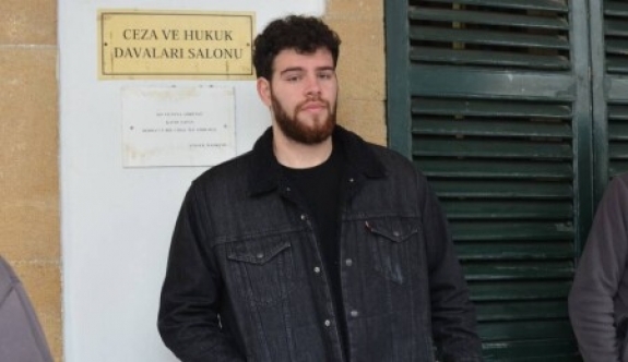 Marketten hırsızlık yaptı