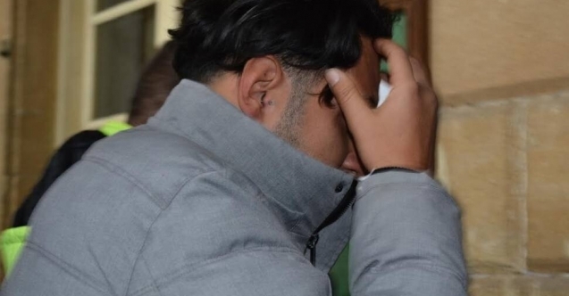 Olmayan arsayı satıp 30 bin sterlin aldı